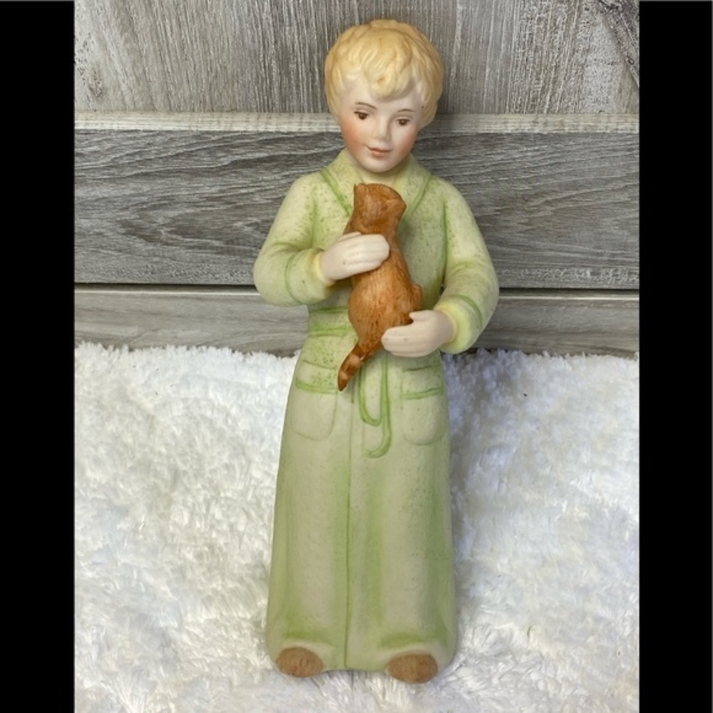 Rise-and-Shine Figurine Goebel Collector Club 1984